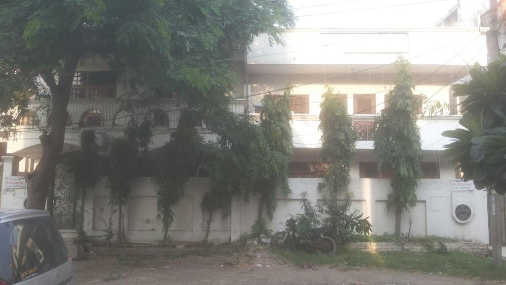 Heritage Inn Ghaziabad Buitenkant foto